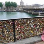 愛の重みに耐えられず・・・競売に